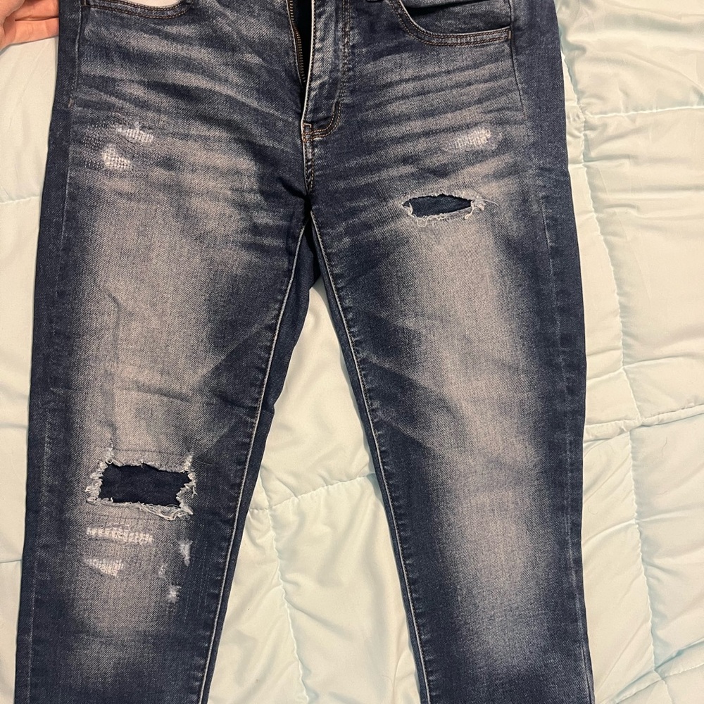 Distressed American Eagle Super Stretch Blue Jeans for Women